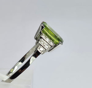 1805: Vintage: Platinum Emerald Cut Peridot Diamonds Ring- crisp, sparkling, eye candy