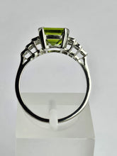Cargar imagen en el visor de la galería, 1805: Vintage: Platinum Emerald Cut Peridot Diamonds Ring- crisp, sparkling, eye candy
