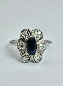 1810: Vintage:: 18ct White Gold French Blue Sapphire Diamonds Ring