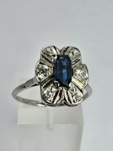 Cargar imagen en el visor de la galería, 1810: Vintage:: 18ct White Gold French Blue Sapphire Diamonds Ring
