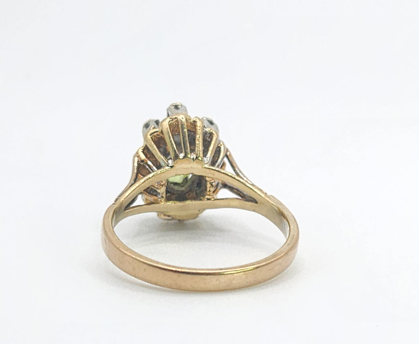 1374: Vintage: 9ct Gold Peridot Diamonds Flowerhead Ring- from 1976