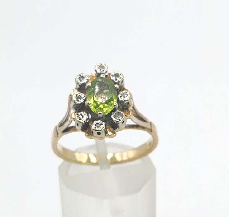 Vintage: 9ct Gold Peridot & Diamond Flowerhead Ring — From 1976