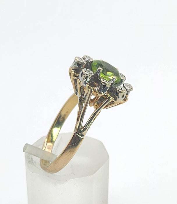 1374: Vintage: 9ct Gold Peridot Diamonds Flowerhead Ring- from 1976