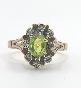 1374: Vintage: 9ct Gold Peridot Diamonds Flowerhead Ring- from 1976