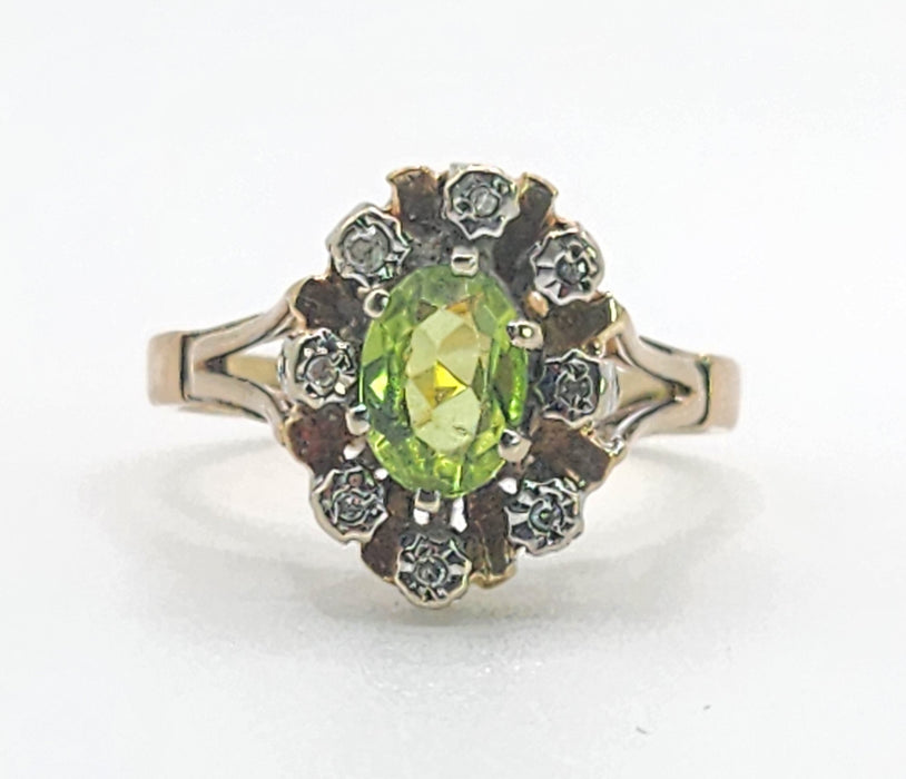 1374: Vintage: 9ct Gold Peridot Diamonds Flowerhead Ring- from 1976