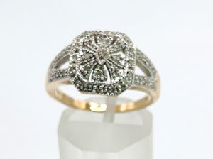 1540: Vintage: 9ct Gold 31 Diamonds Geometric Set Ring- Hallmarked in Edinburgh