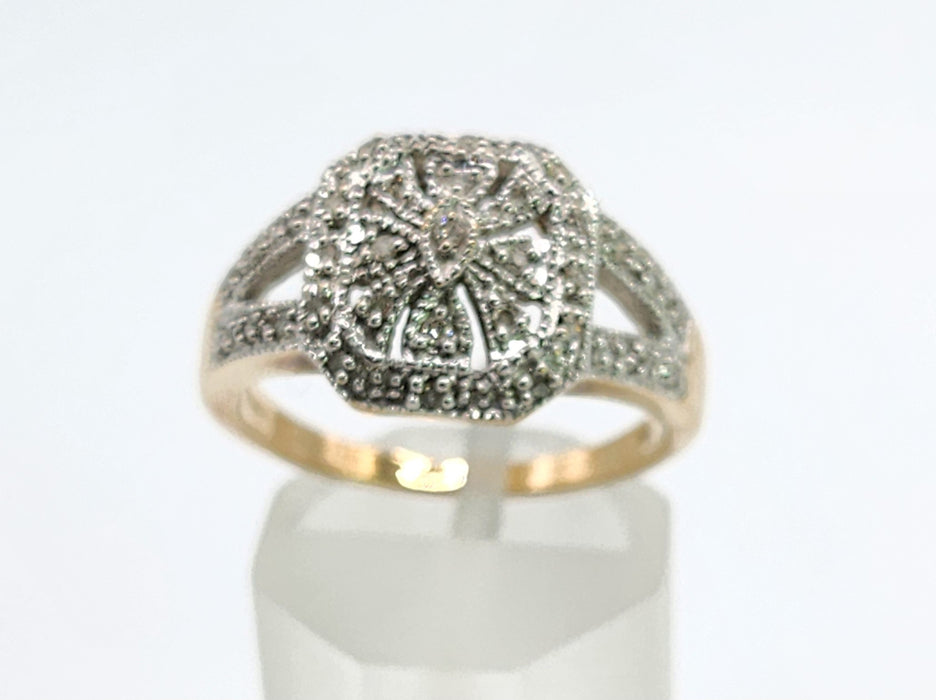 1540: Vintage: 9ct Gold 31 Diamonds Geometric Set Ring- Hallmarked in Edinburgh