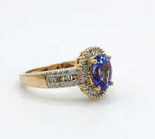 Cargar imagen en el visor de la galería, 1749: Vintage: 9ct Gold Violet Blue Tanzanite Diamonds Dress Ring- sparkling eye candy
