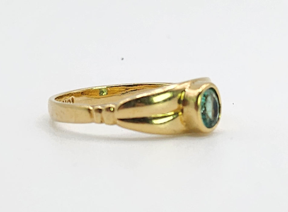 Vintage: 18ct Yellow Gold Emerald Signet Ring
