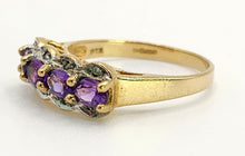 Cargar imagen en el visor de la galería, 1645: Vintage: 9ct Gold Purple Amethysts Diamonds Dress Ring- lovely combination
