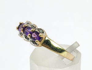 1645: Vintage: 9ct Gold Purple Amethysts Diamonds Dress Ring- lovely combination