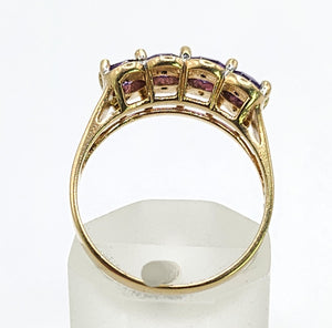 1645: Vintage: 9ct Gold Purple Amethysts Diamonds Dress Ring- lovely combination
