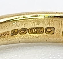 Load image into Gallery viewer, 1647: Vintage: 18ct Gold Round Full Cut Diamonds (0.38ct) Trilogy Ring- sparkling natural diamonds
