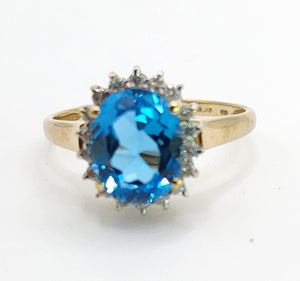 1650: Vintage: 9ct Gold Swiss Blue Topaz 18 Diamonds Cluster Ring- sparkling beauty