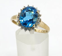 Load image into Gallery viewer, 1650: Vintage: 9ct Gold Swiss Blue Topaz 18 Diamonds Cluster Ring- sparkling beauty
