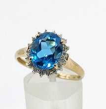 Load image into Gallery viewer, 1650: Vintage: 9ct Gold Swiss Blue Topaz 18 Diamonds Cluster Ring- sparkling beauty
