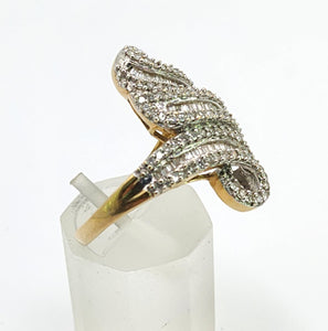 1652: Vintage: 9ct Gold Baguette &amp; Round Cut Diamonds (1ct) Statement Cocktail Ring