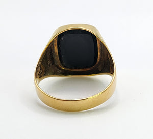 1656: Vintage: 18ct Gold Black Onyx Signet Ring- unisex appeal, nice weight