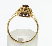 Load image into Gallery viewer, 1658: Vintage: 9ct Gold Red Garnets Floral Cluster Ring- petite and pre-1975
