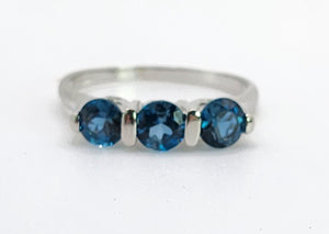 0964: Vintage: Rare 9ct White Gold London Blue Round Cut Topaz Trilogy- a beauty