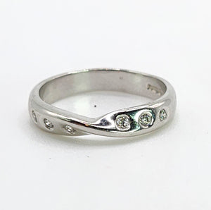 1654: Vintage:&nbsp; Platinum Diamond Stacker Band- crisp, clean, eye candy.