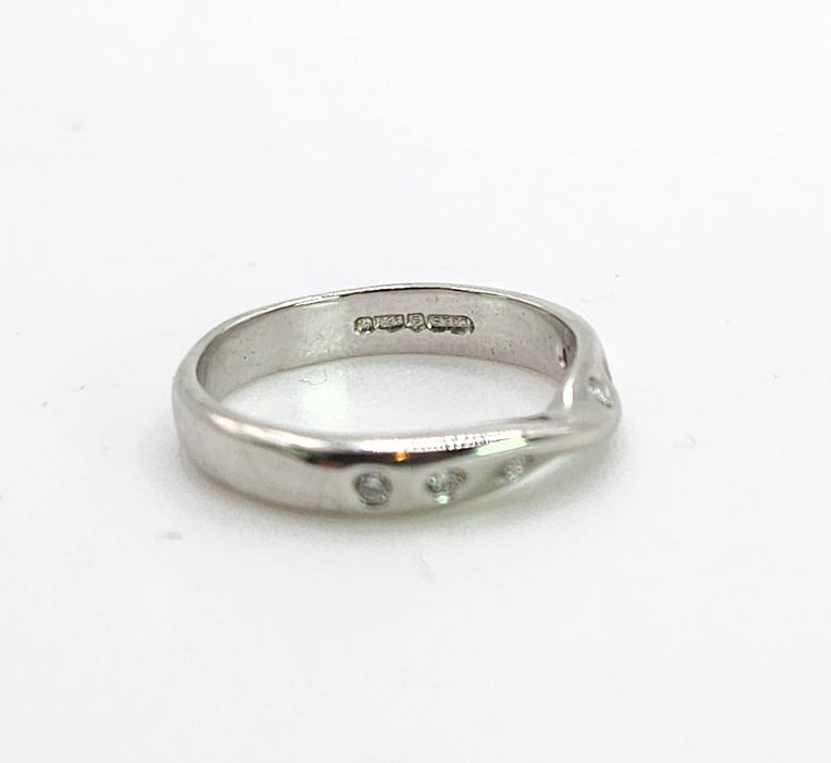 1654: Vintage:&nbsp; Platinum Diamond Stacker Band- crisp, clean, eye candy.