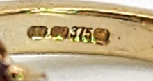 Load image into Gallery viewer, 1662: Vintage: 9ct Gold Almandine Garnets Flowerhead Ring- lovely mature colours
