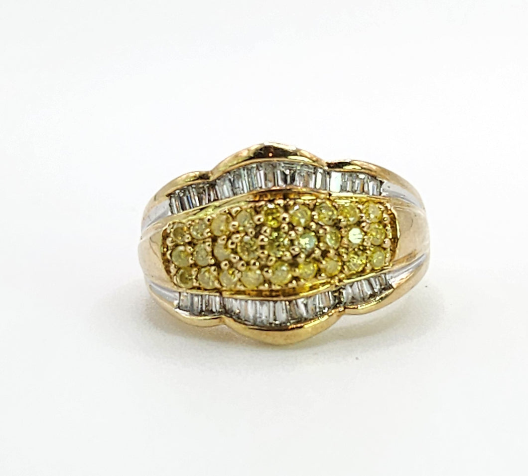 1695: Vintage: 9ct Gold Yellow & White Diamonds Cocktail Ring
