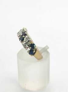 1532: Vintage: Rare 9ct Gold Blue Sapphires Tiered Dress Ring- exquisite