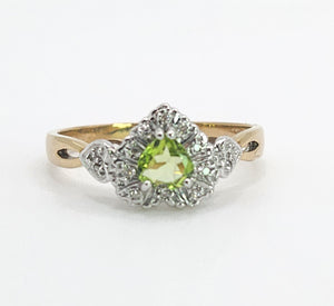 1631: Vintage: 9ct Gold Heart-Cut Peridot 14 Diamonds Cluster Ring- Lush, sparkling, beauty