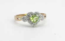 Cargar imagen en el visor de la galería, 1631: Vintage: 9ct Gold Heart-Cut Peridot 14 Diamonds Cluster Ring- Lush, sparkling, beauty
