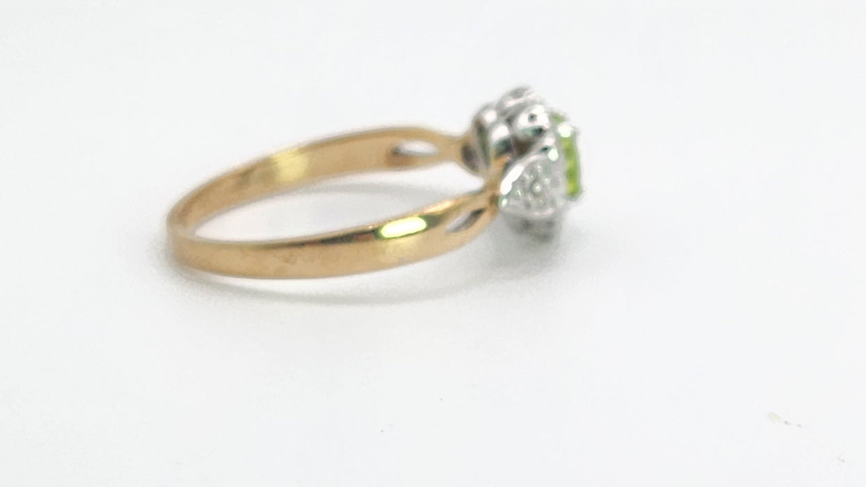 1631: Vintage: 9ct Gold Heart-Cut Peridot 14 Diamonds Cluster Ring- Lush, sparkling, beauty