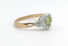 Cargar imagen en el visor de la galería, 1631: Vintage: 9ct Gold Heart-Cut Peridot 14 Diamonds Cluster Ring- Lush, sparkling, beauty
