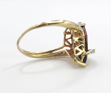Load image into Gallery viewer, 1635: Vintage: 9ct Gold Pear-Cut Almandine Garnet 18 Diamonds Dress Ring

