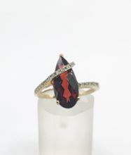 Load image into Gallery viewer, 1635: Vintage: 9ct Gold Pear-Cut Almandine Garnet 18 Diamonds Dress Ring
