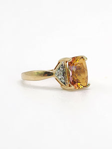 1547: Vintage: 9ct Gold Mystic Topaz Diamonds Ring - lovely colours