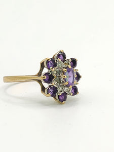 1548: Vintage: 9ct Gold Amethysts Diamonds Flowerhead Cluster Ring- delightful