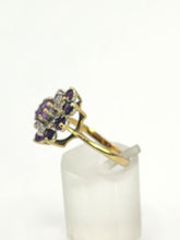 Load image into Gallery viewer, 1548: Vintage: 9ct Gold Amethysts Diamonds Flowerhead Cluster Ring- delightful
