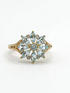 1549: Vintage: 9ct Gold Blue Aquamarines Diamonds Starburst Cluster Ring- total eye candy