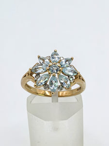 1549: Vintage: 9ct Gold Blue Aquamarines Diamonds Starburst Cluster Ring- total eye candy