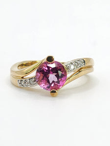 1550: Vintage: 9ct Gold Round Cut Ruby Diamonds Cocktail Ring- Wow