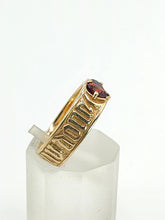 Cargar imagen en el visor de la galería, 1569: Antique Medieval  14ct Gold Heart-Cut Garnet Posy Ring- &quot;POUR AMOR,SAY DULC&quot;
