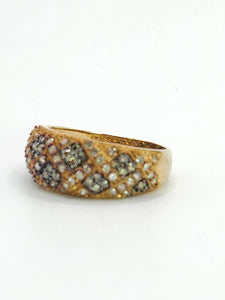 1570: Vintage: 9ct Gold Champagne & White Diamonds Ring- 75 sparkling, natural diamonds