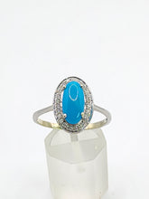 Cargar imagen en el visor de la galería, 1812: Vintage: 14ct White Gold Turquoise 26 Diamonds Dress Ring- total eye candy
