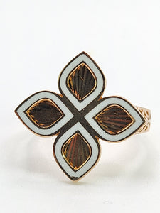 1709: Vintage: 14ct Rose Gold White Enamel Four Leaf Clover  Ring-beautifully crafted