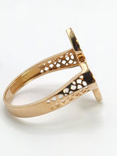 Load image into Gallery viewer, 1709: Vintage: 14ct Rose Gold White Enamel Four Leaf Clover  Ring-beautifully crafted
