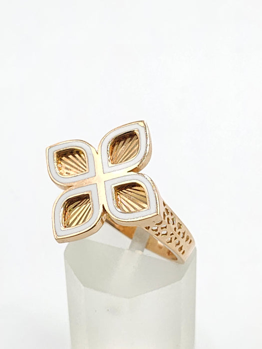 6522 Vintage: 14ct Rose Gold White Enamel Four-Petal Floral Ring