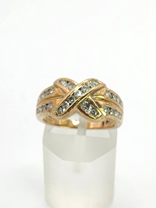 Vintage: 9ct Yellow Gold Diamond Sparkling Symmetry Ring