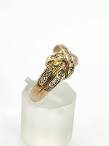 1755: Vintage: 9ct Gold 27 Round Full Cut Diamonds Ring-substantial, natural, sparkling ring- splendid
