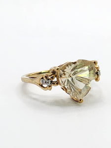 1783: Vintage: 9ct Gold Trillion Cut Mint Greek Quartz Diamonds Cocktail Ring- LUSH